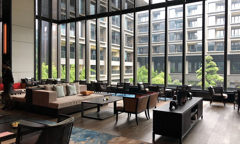 Ningbo Huamao Hilton Hotel Lobby